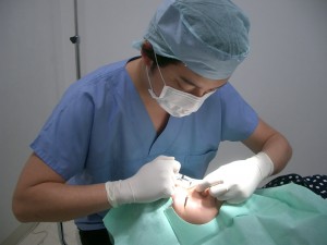 中国、若者の整形手術急増。５割以上が就活目的。